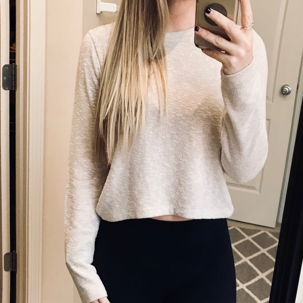 Forever 21 Cream Crop Sweater
